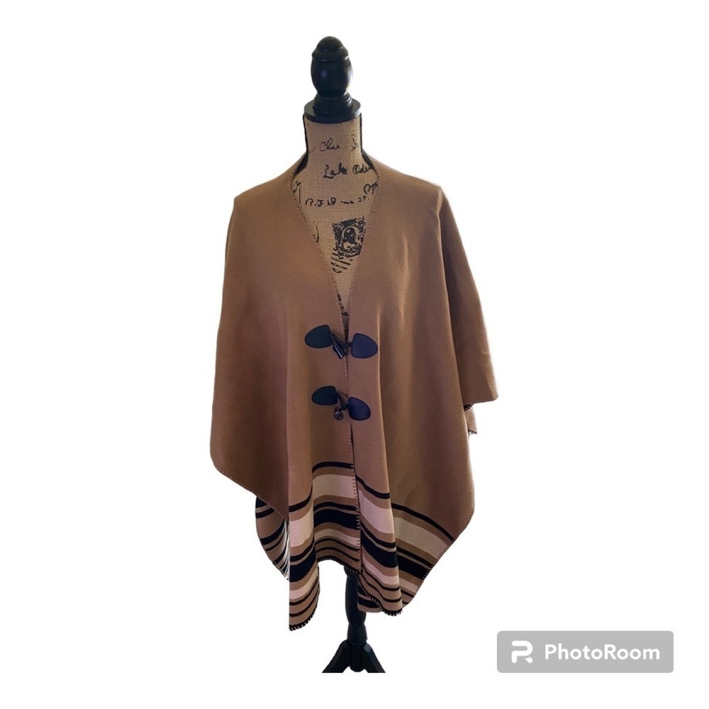 Monrow Poncho - Picture 3 of 5